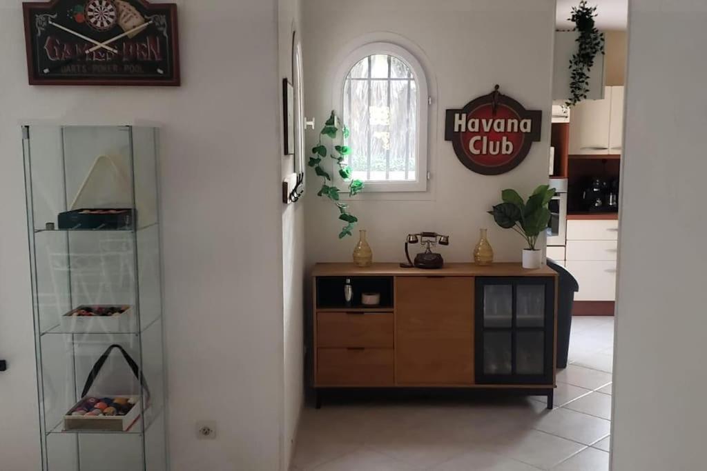 סנט-מארי-לה-מר Villa Avec Piscine A St Marie La Mer מראה חיצוני תמונה